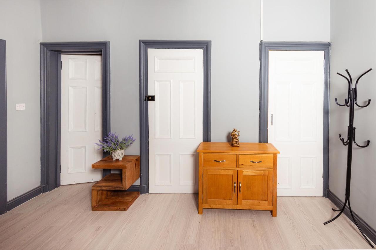 Calton Hill Victorian Old Town Apartment إدنبرة المظهر الخارجي الصورة